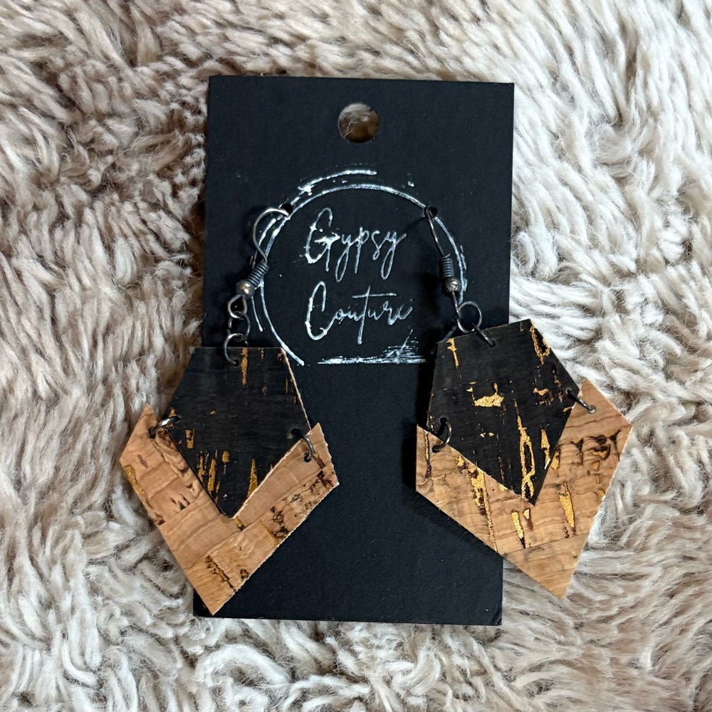Elegant Black and Gold Earrings